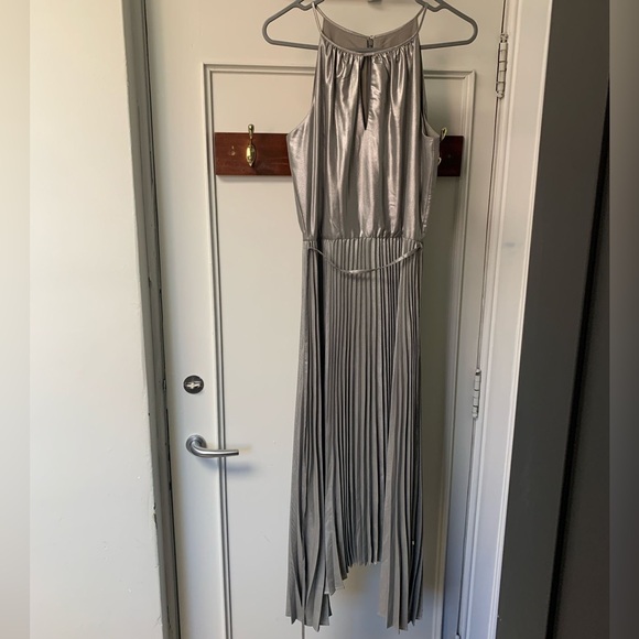 NWOT - White House Black Market silver dress, size 2 - Picture 2 of 5